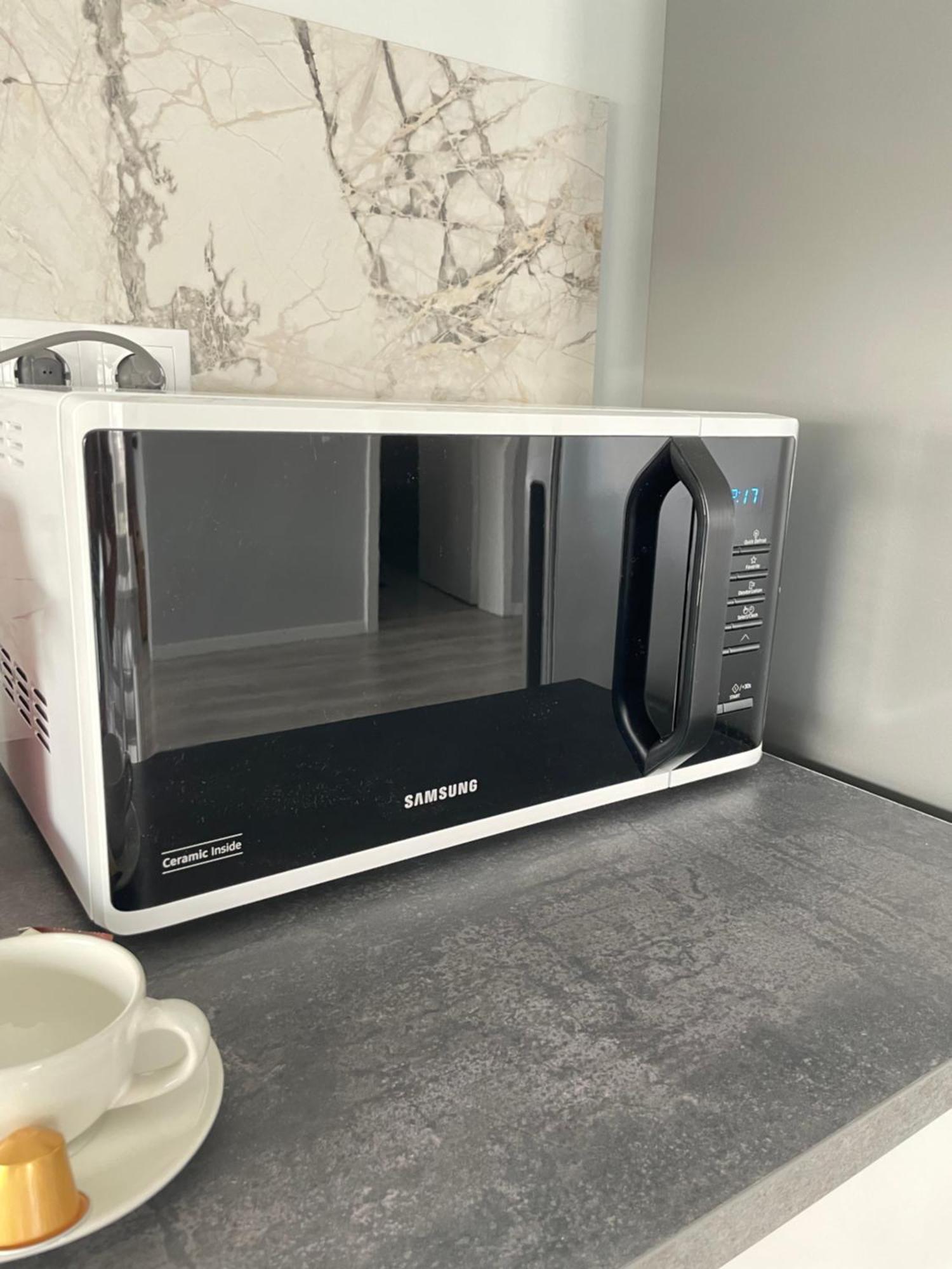 Noah Apartment Self Check-In Otopeni Exterior foto